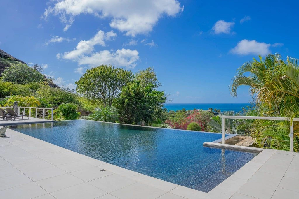 Просторный дом 1623 m2 в Сент-Джонсе, Антигуа и Барбуде