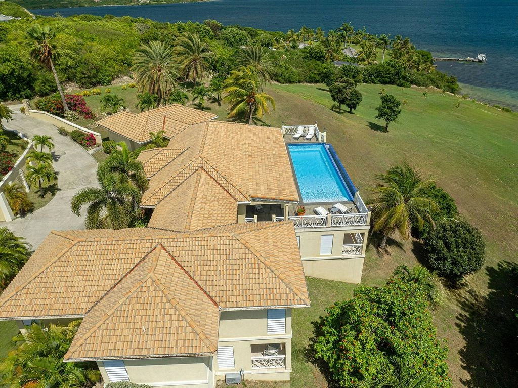 Спокойный дом 4+1 в Сент-Джонсе, Антигуа и Барбуда