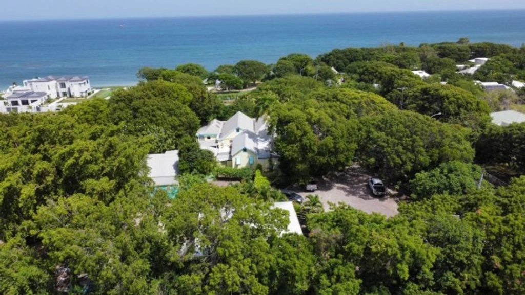 Просторный дом 465 м² в Сент-Джонсе, Антигуа и Барбуда