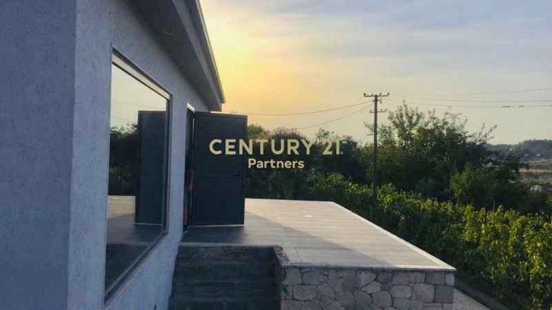 Современный дом 250 m² в Тиране, Албания