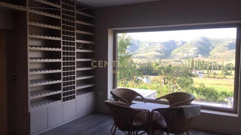 Современный дом 250 m² в Тиране, Албания