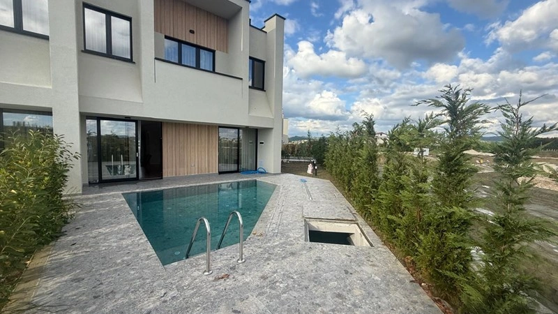 Просторная вилла 148 m² в Тиране, Албания