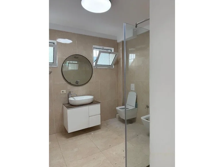 Эксклюзивная квартира 109 м² в Тиране, Албания