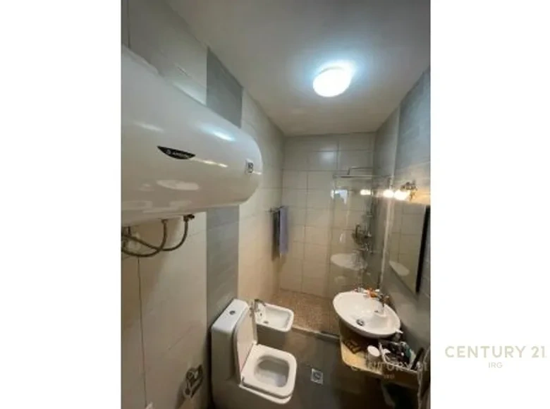 Светлая квартира 112 m2 в Элбасане, Албания