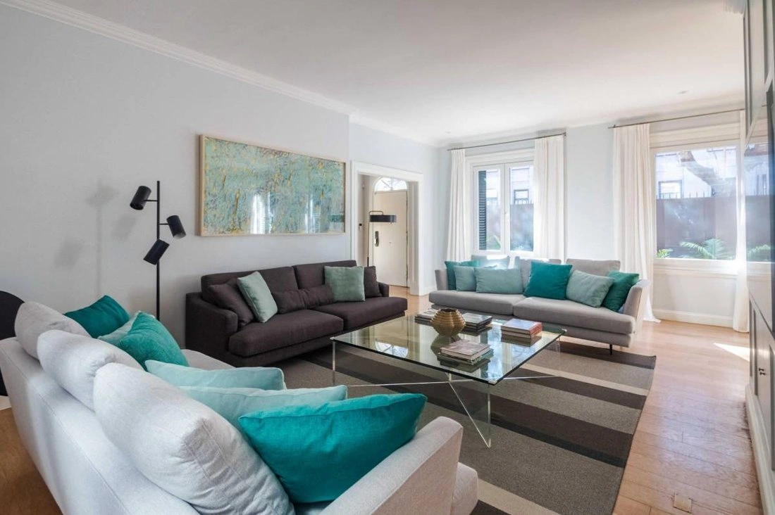 Дом 487 m2 с балконом в Буэнос-Айресе, Аргентина