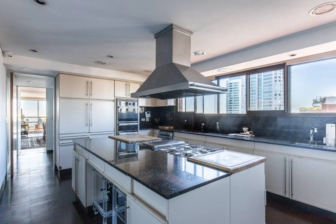 Квартира 370 m² с видом на город в Буэнос-Айресе, Аргентина