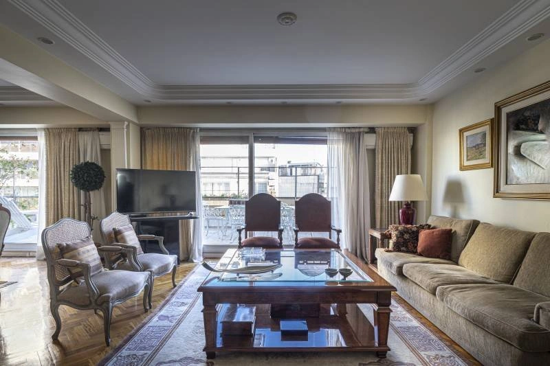 Квартира 5+1 с сауной в Буэнос‑Айресе, Аргентина