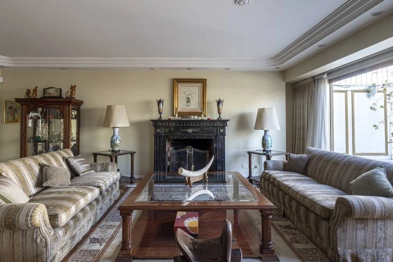 Квартира 5+1 с сауной в Буэнос‑Айресе, Аргентина