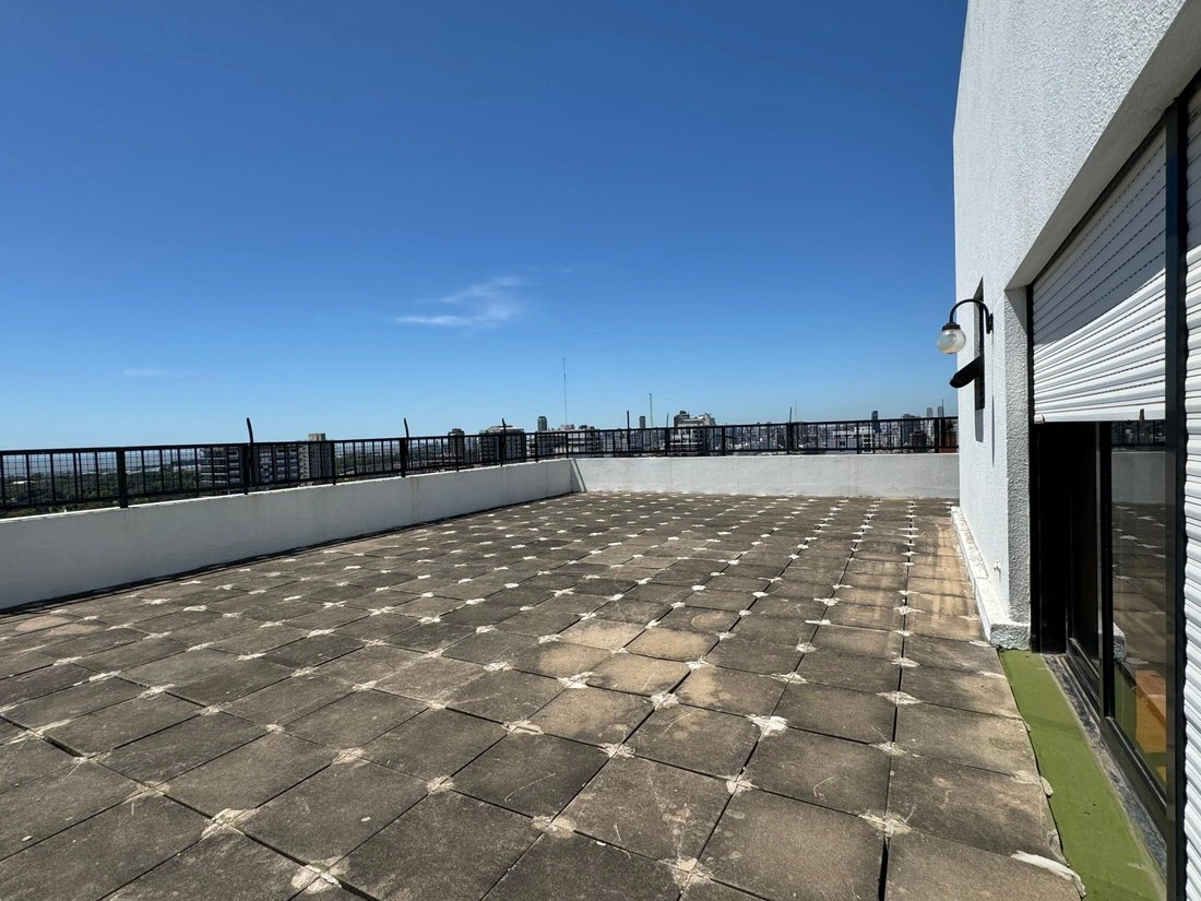 Дуплекс 590 м² с садом в Буэнос-Айресе, Аргентина