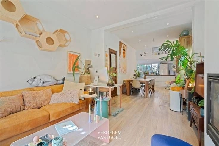 Уютный дом 3+1 в Генте, Бельгия