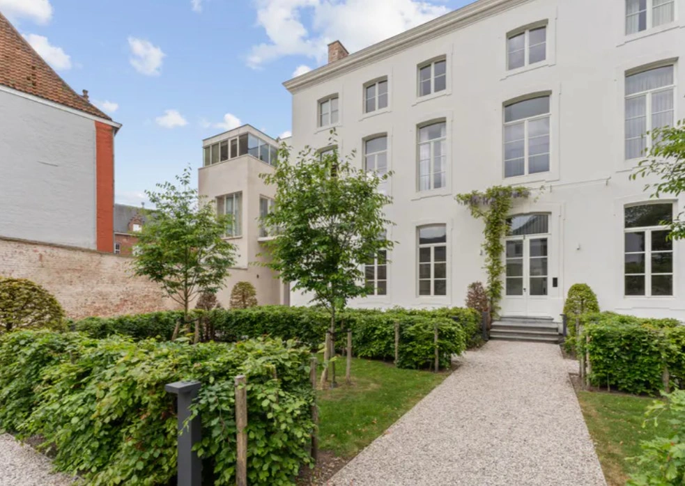 Уютная квартира 221 м² в Брюгге, Бельгия