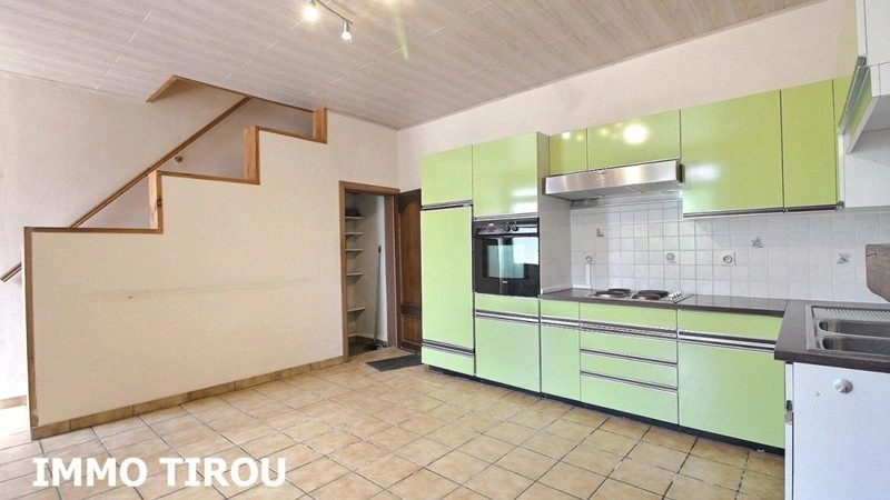 Обновлённый дом 3+1 в Шарлеруа, Бельгия