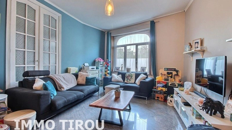 Уютный дом 5+1 в Шарлеруа, Бельгия