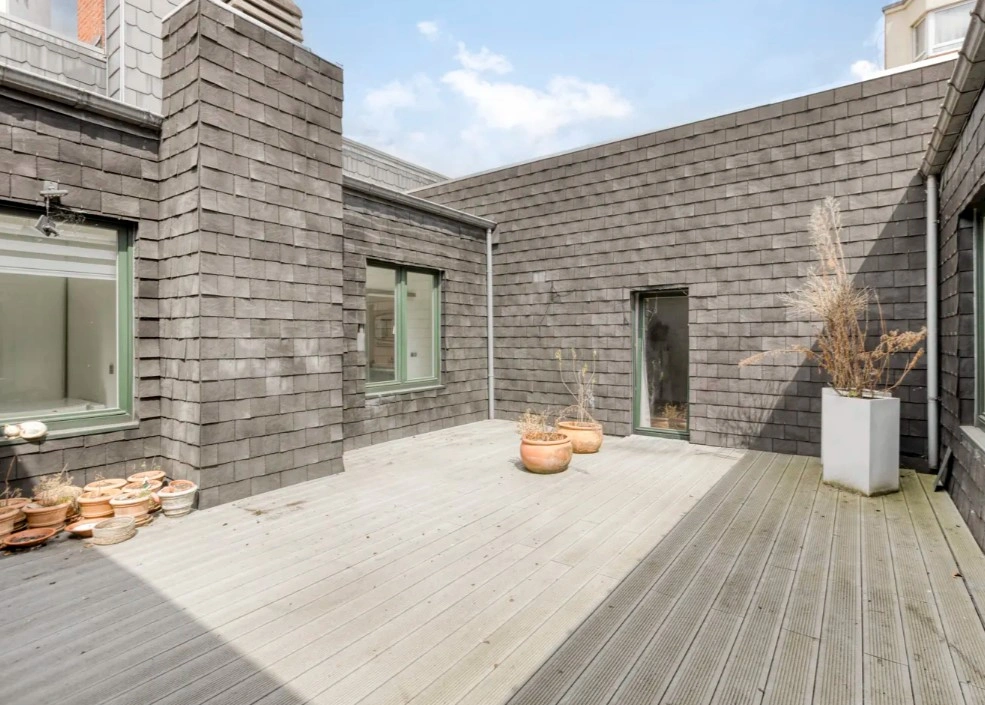 Уютный пентхаус 3+1 в Льеже, Бельгия