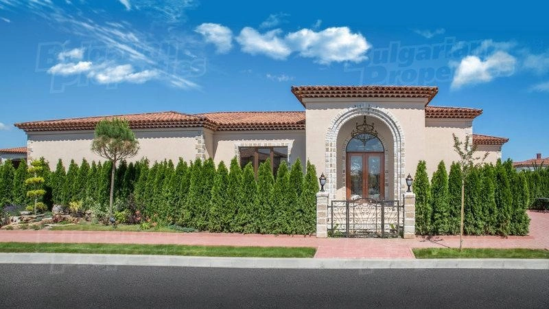 Просторная вилла с 3 спальнями в Бургасе, Болгария