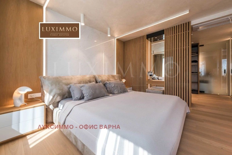 Просторная квартира 153 м² в Варне, Болгария