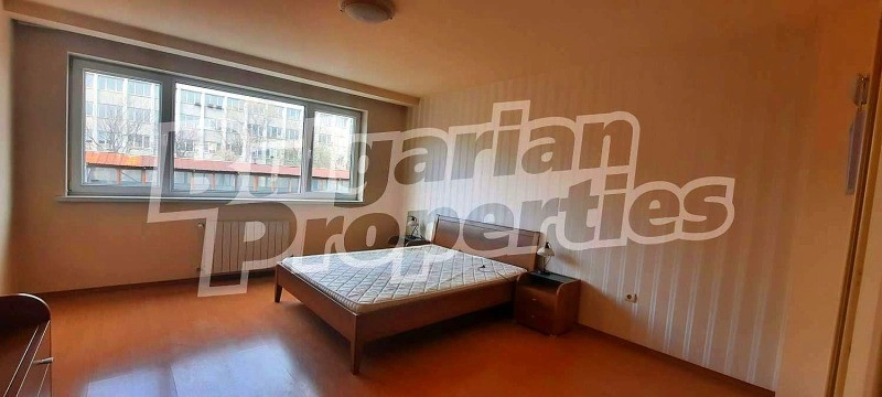 Просторный таунхаус с 3 спальнями в Пловдиве, Болгария