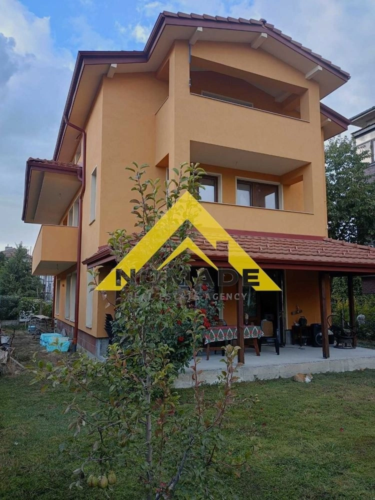 Уютный дом с 3 спальнями в Пловдиве, Болгария