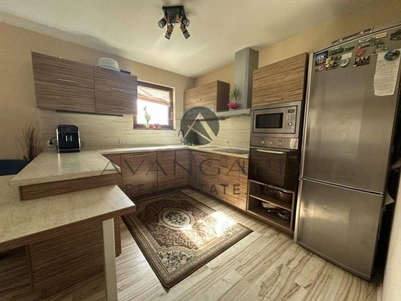 Просторный четырёхкомнатный дом в Пловдиве, Болгария