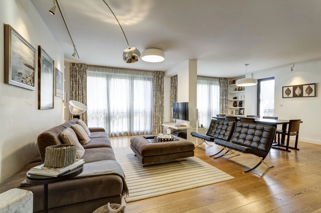 Современная 4‑комнатная квартира в Софии, Болгария