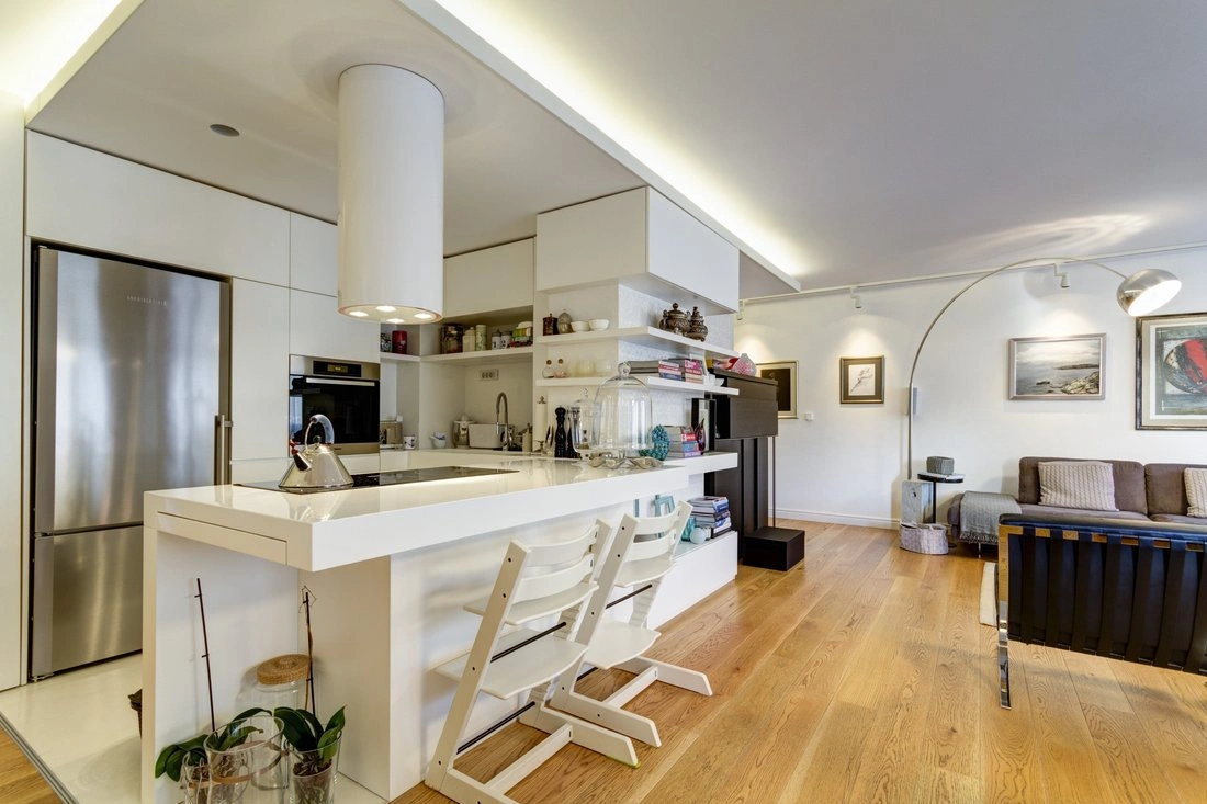 Современная 4‑комнатная квартира в Софии, Болгария