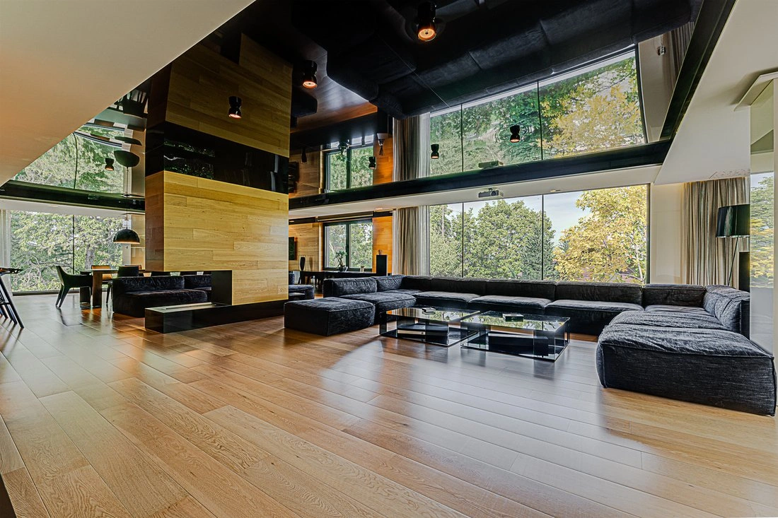 Просторная 5-комнатная квартира в Софии, Болгария