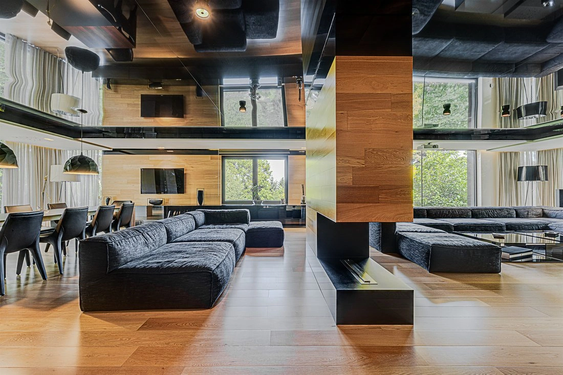 Просторная 5-комнатная квартира в Софии, Болгария