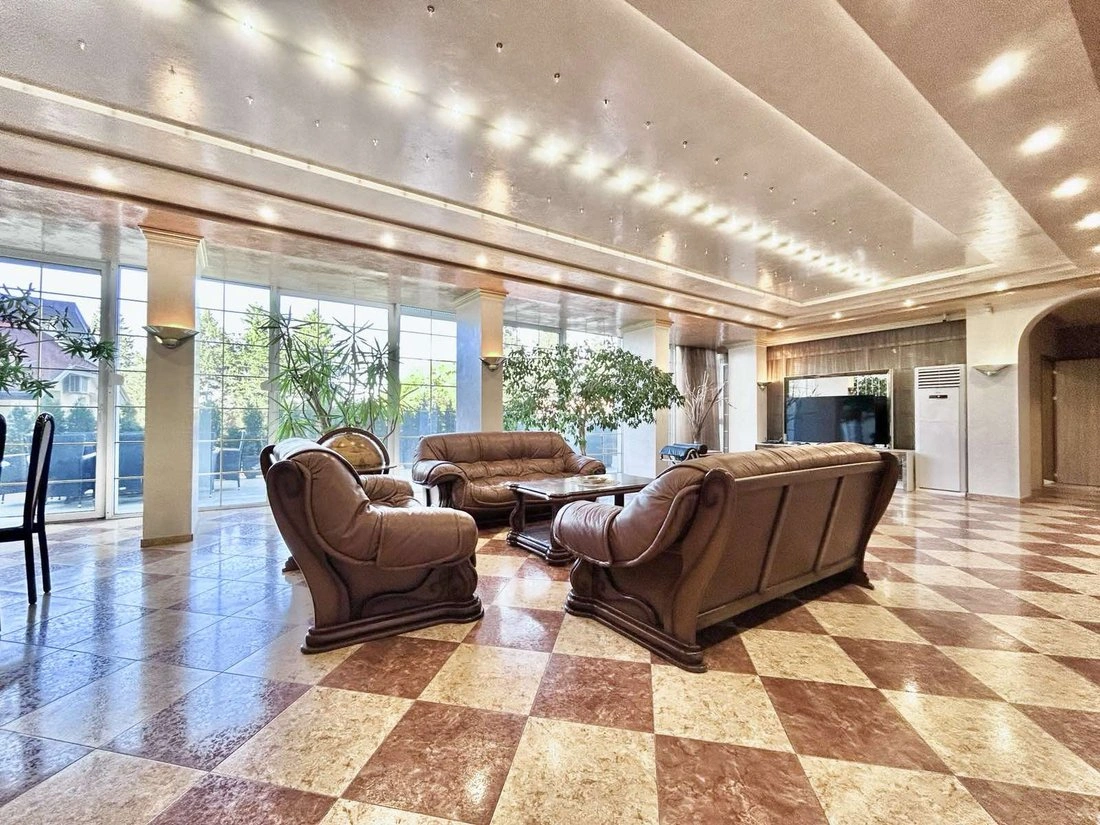 Комфортный дом с 6 спальнями в Софии, Болгария