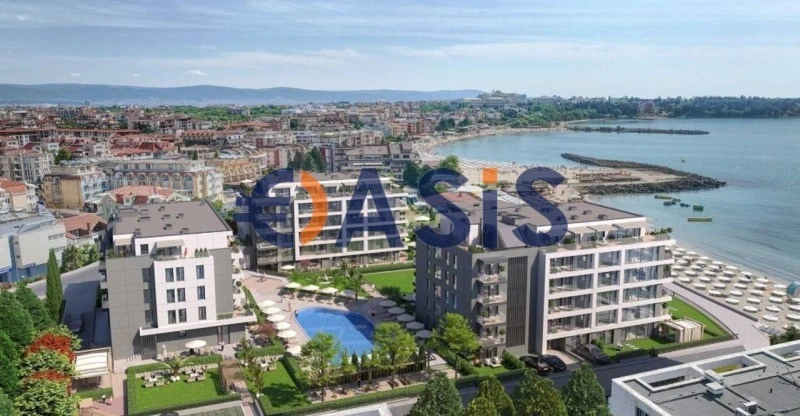 Светлая квартира 316 m2 в Ахелой, Болгария