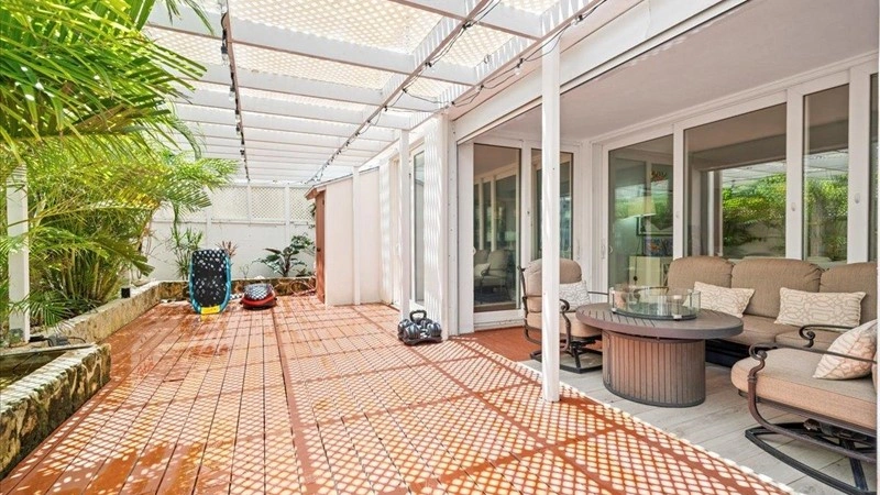 Квартира 116 m2 с балконом в Нассау, Багамы