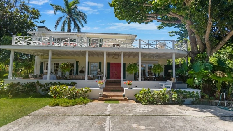 Дом 563 м² с садом в Нассау, Багамы