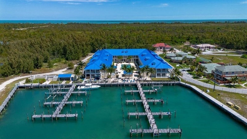 Дом 242 м² с камином в Фрипорте, Багамы