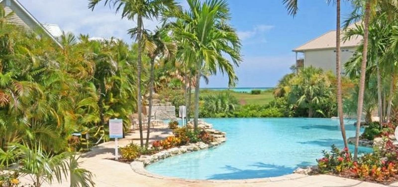 Дом с видом на горы в Фрипорте, Багамы