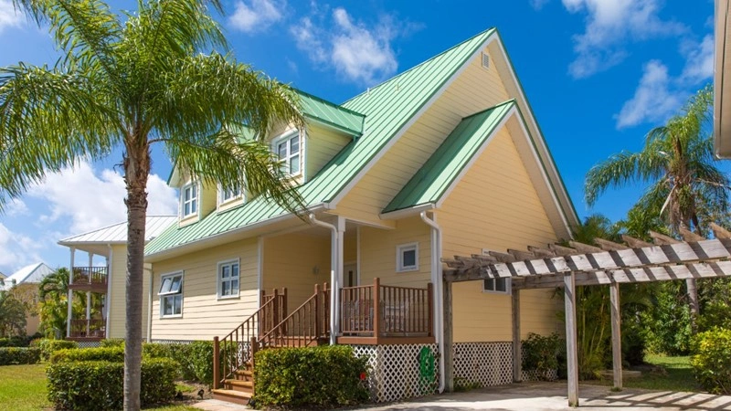 Дом 4+1 с парковкой в Фрипорте, Багамы