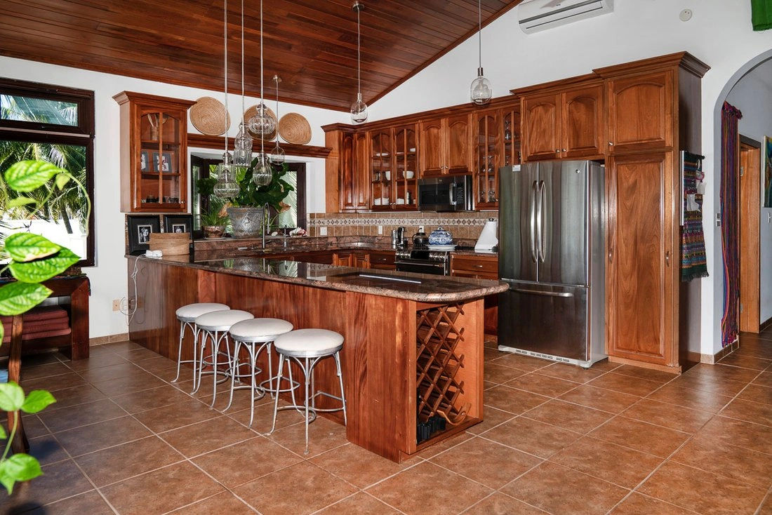 Дом 350 m2 с садом в Сан‑Педро, Белиз