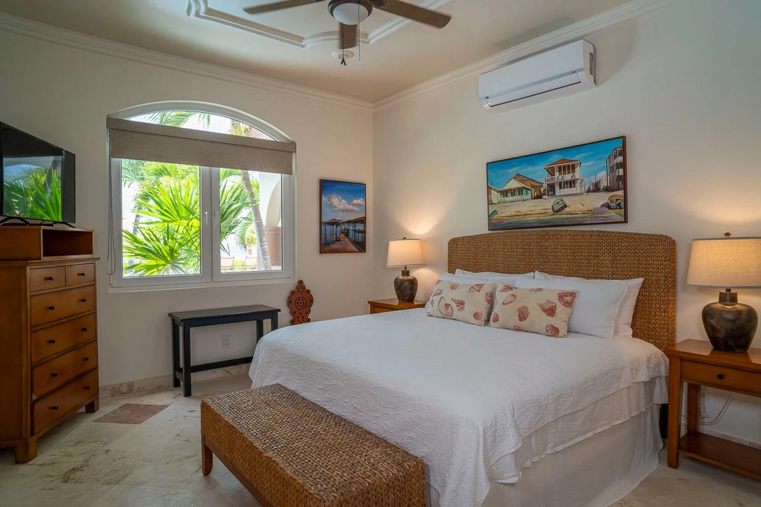 Вилла 3+1 с открытым бассейном в Сан-Педро