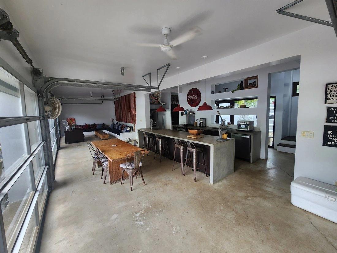 Дом 3+1 с видом на море в Плаценсии, Белиз