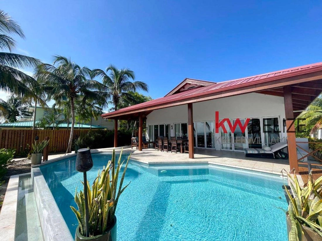 Дом 2+1 с видом на море в Пласенсии, Белизе