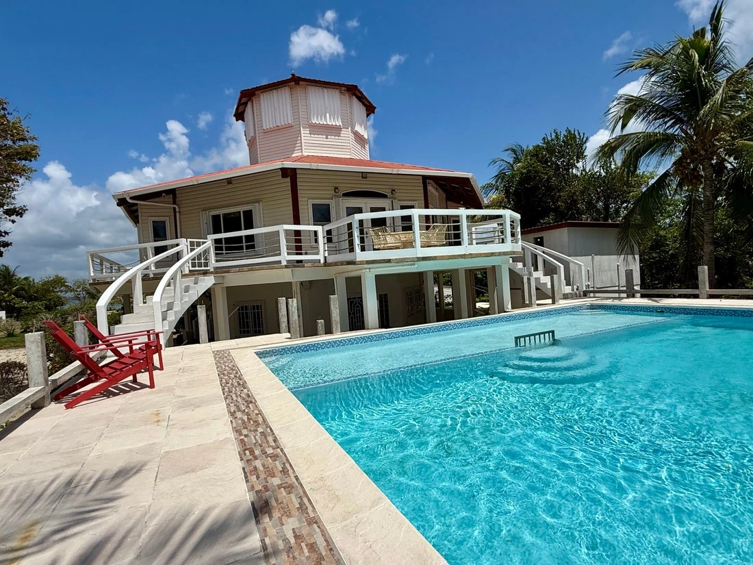 Вилла 263 m² с парковкой в Пласенсии, Белиз