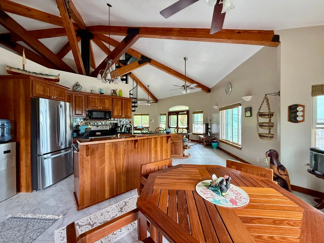 Вилла 263 m² с парковкой в Пласенсии, Белиз