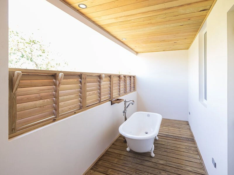 Таунхаус 110 m2 с садом в Пласенсии, Белиз