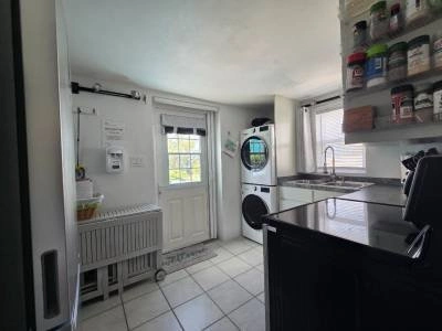 Дом 270 m2 с садом в Hamilton City, Бермуды