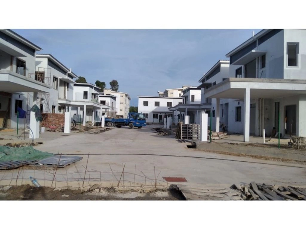 Дом 4+1 с парковкой в Бандар-Сери-Бегаван, Бруней