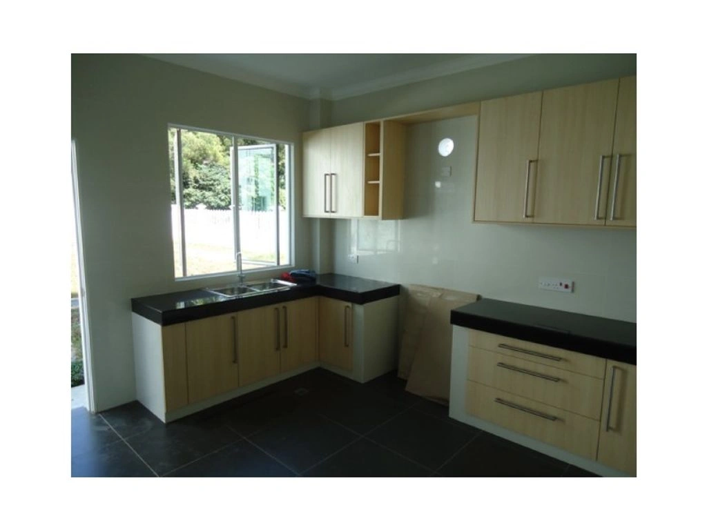 Дом 186 m2 с садом в Bandar Seri Begawan, Brunei