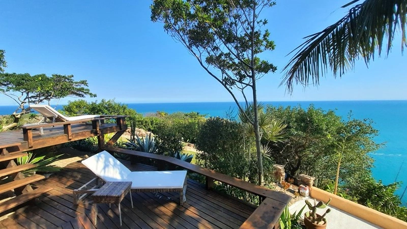 Удивительный дом площадью 350 м² с бассейном в Рио-де-Жанейро