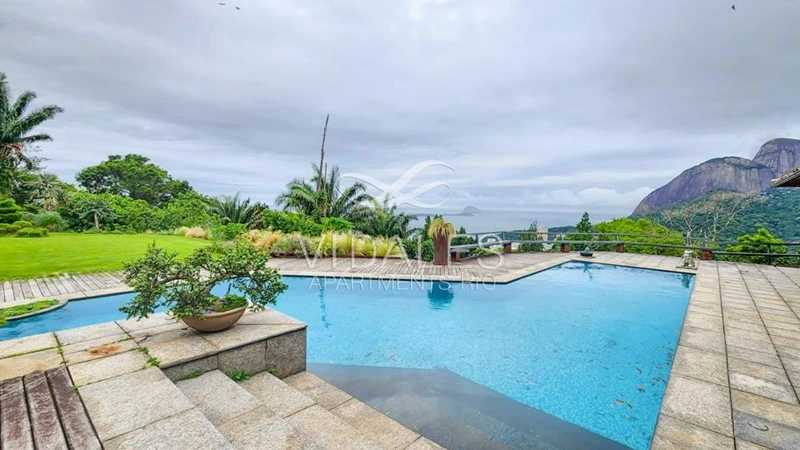 Большой дом 5+1 в районе Чудесного города Рио-де-Жанейро, Бразилия