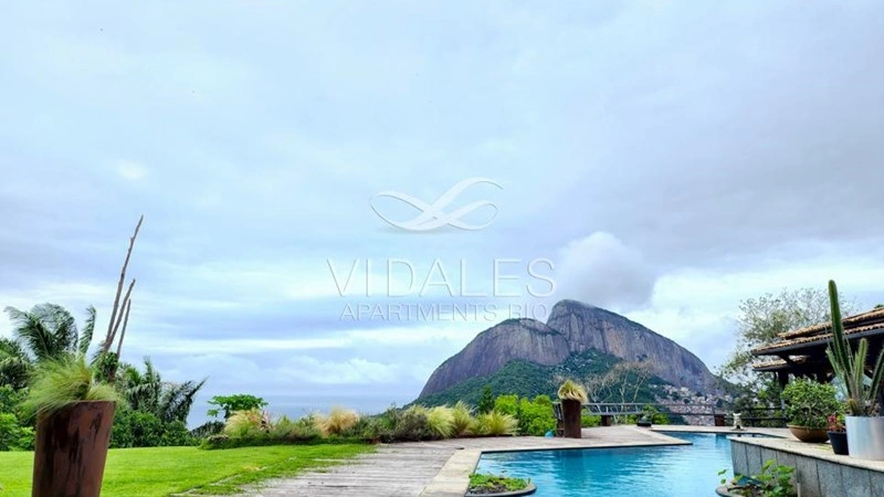 Большой дом 5+1 в районе Чудесного города Рио-де-Жанейро, Бразилия