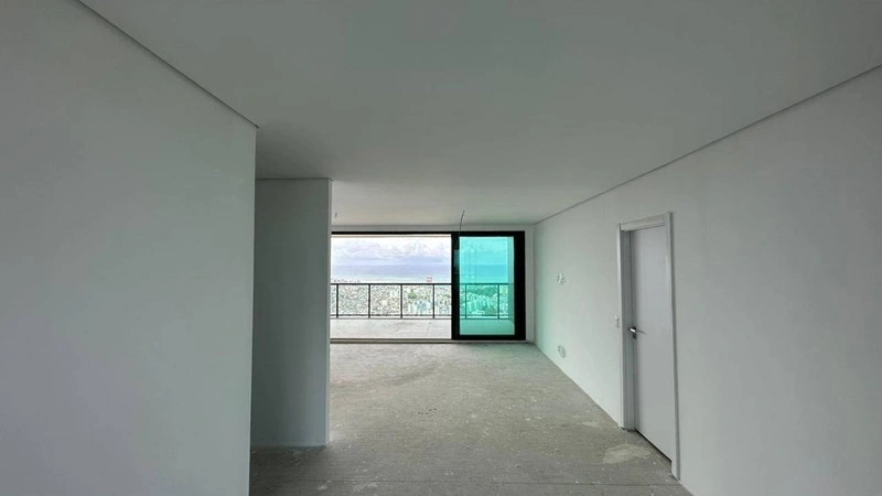 Светлая квартира 4+1 напротив площади в Сальвадоре, Бразилия