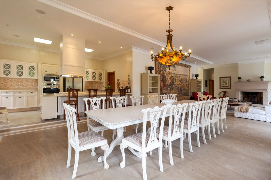 Дом 2052 m2 с садом в Sao Paulo, Brazil