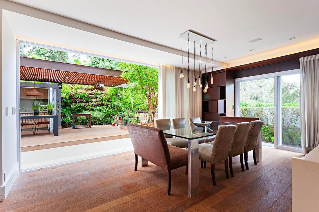 Дом 570 m2 в охраняемом жилом комплексе в Сан-Паулу, Бразилия